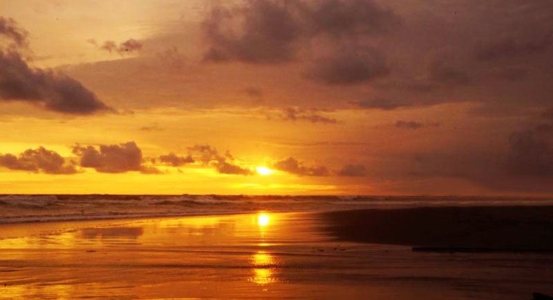 10 Keunikan Pantai Parangtritis Yogyakarta Yang Sangat Menakjubkan (Update 2025) Pantai Parang tritis