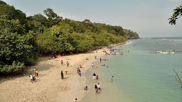 5 Wisata Alam di Jawa Barat Terbaik 2025 wisata alam di Jawa Barat Pantai Pangandaran