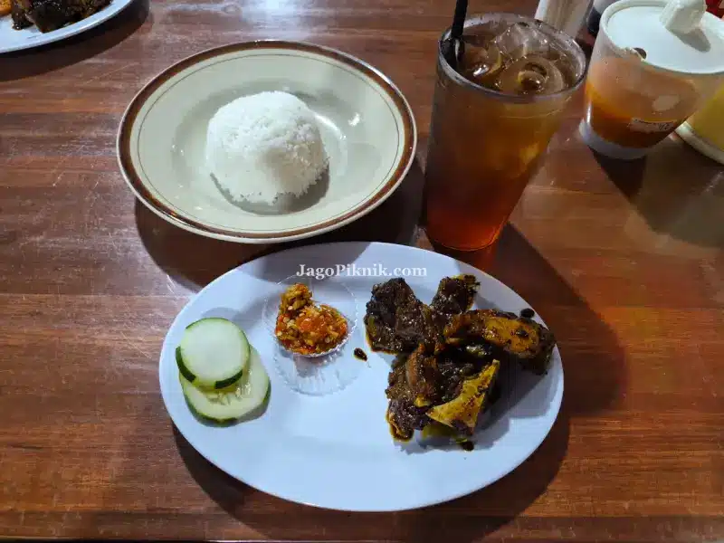 Daftar Menu dan Harga Soppi Ungaran 2025 sop iga bakar di soppi ungaran